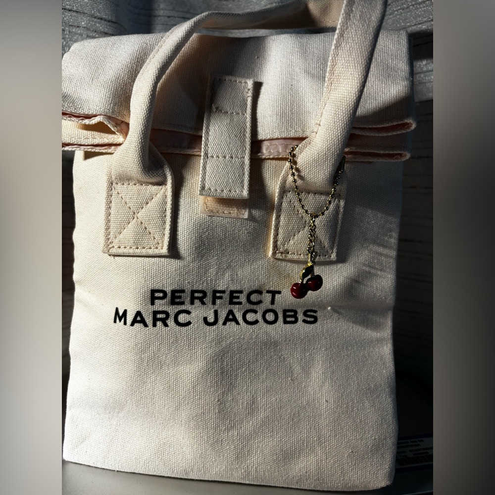 Marc Jacobs Tote Bag NWOT - Picture 2 of 5